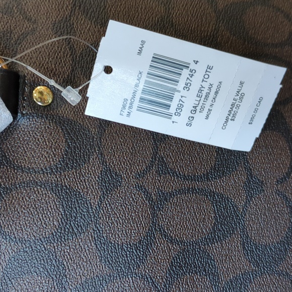 NWT Coach Purse Gallery Tote‎ Signature Canvas/brown color - Picture 13 of 14